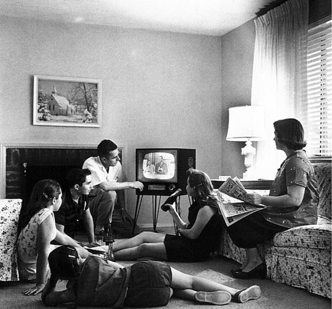 670px-family_watching_television_1958